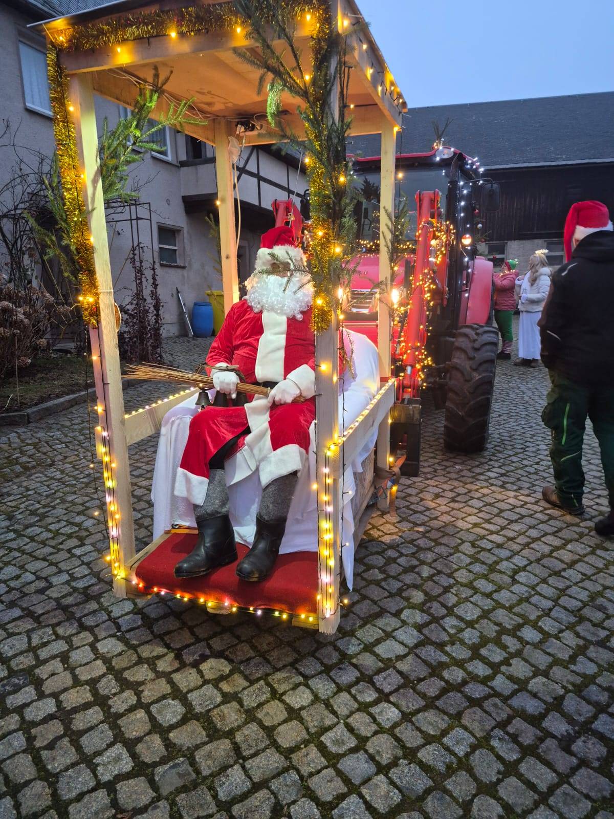 Weihnachtsmann besucht Steina